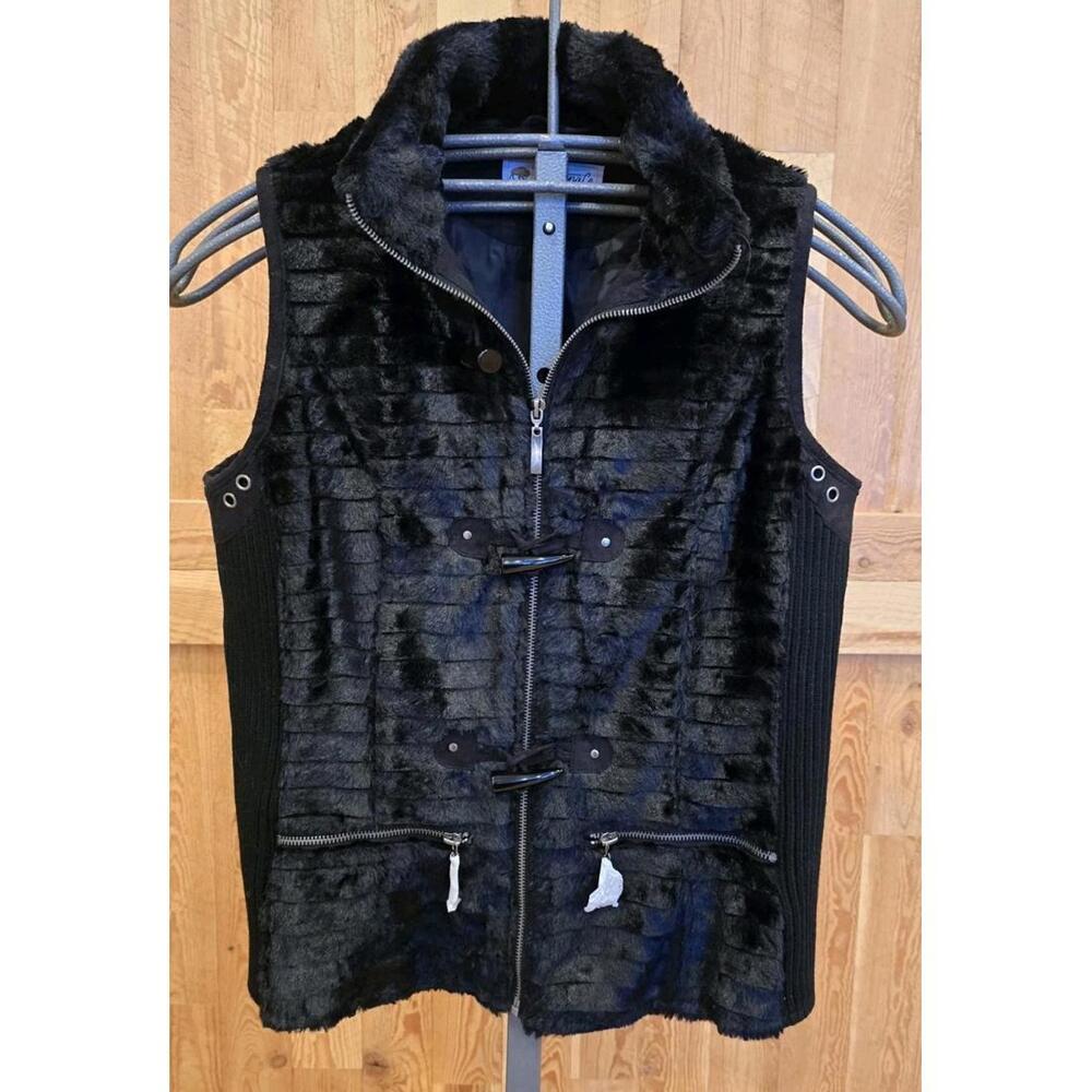MontanaCo Women's Medium Vest Faux Fur Black Vest Zip & Toggle Button Montana Co